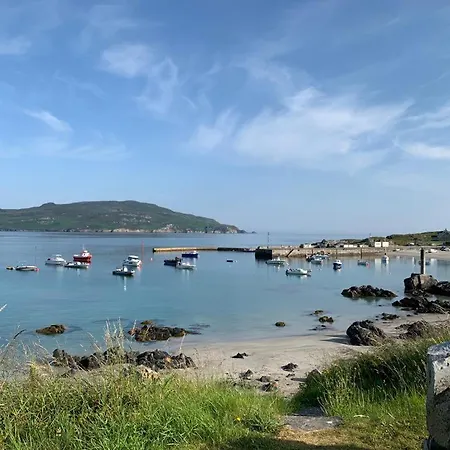 Frontline House Access Via Private Steps Tatil Evi