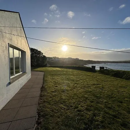 Frontline House Access Via Private Steps * Portnablagh